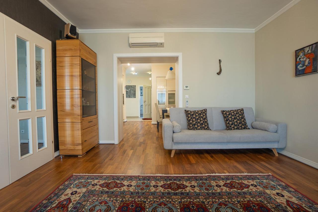 Apartment With A Balcony - 15 Min To City Center Viena Exterior foto