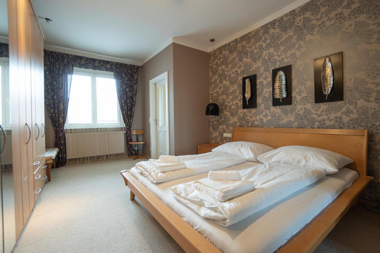 Apartment With A Balcony - 15 Min To City Center Viena Exterior foto