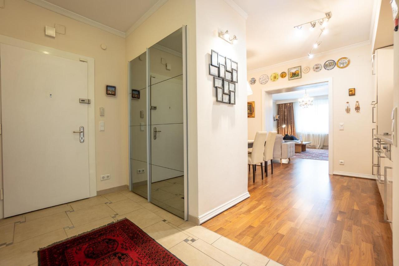 Apartment With A Balcony - 15 Min To City Center Viena Exterior foto